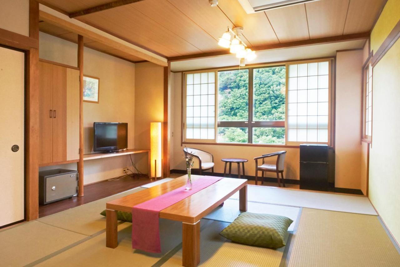 Yutoriro Bandai Atami Hotel Koriyama  Bagian luar foto